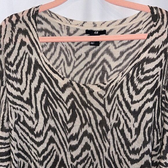 H&M lightweight long sleeve top Size Large - Picture 6 of 12